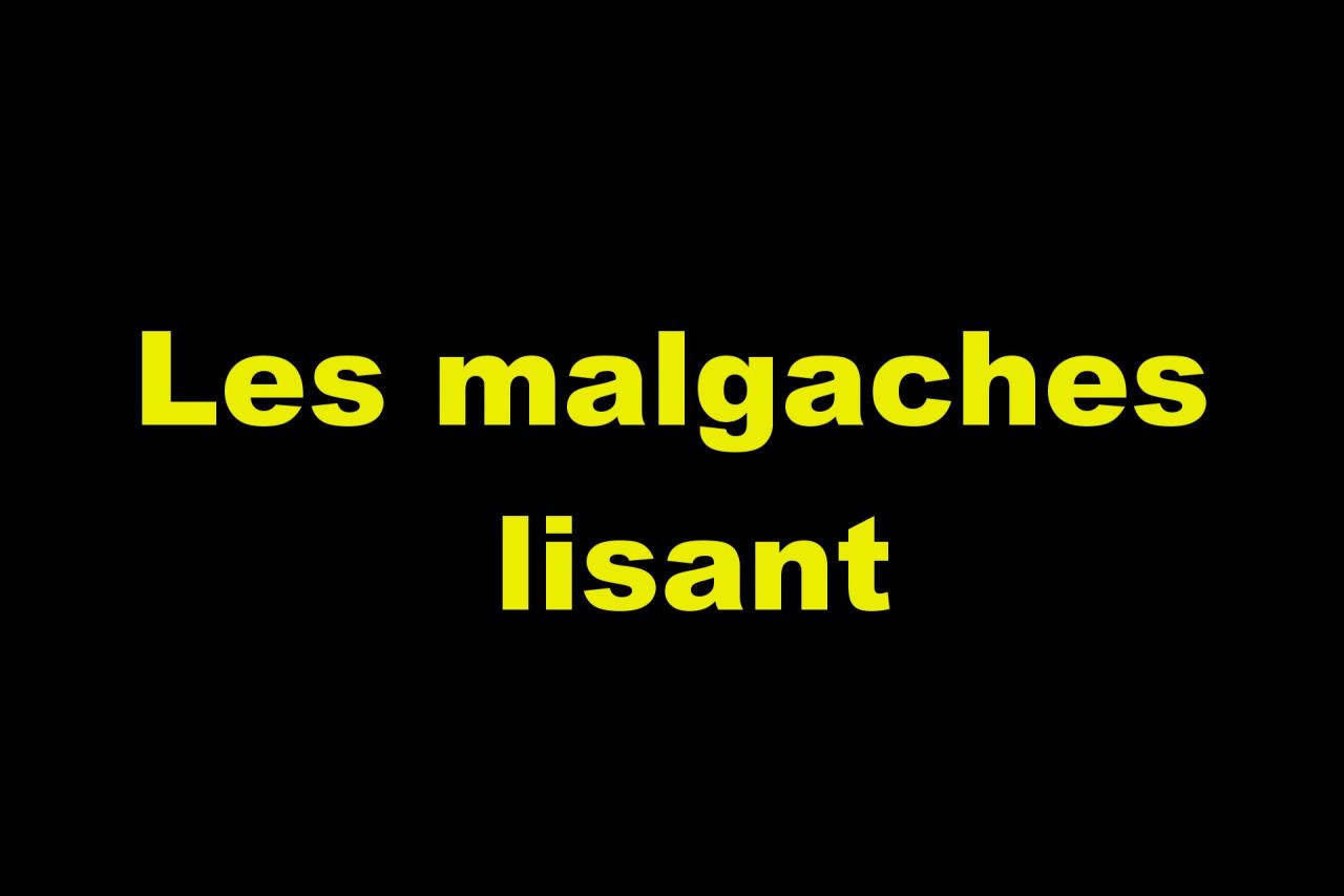 _Les malgaches lisant